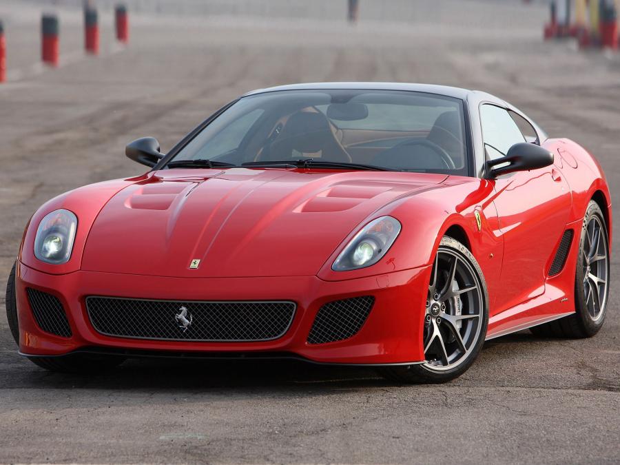  Ferrari 599 GTO 2010 года  (фото 14 из 39)